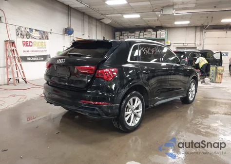 2021 Audi Q3 Premium 45 Tfsi S Line Quattro Tiptronic z USA, uszkodzony, nr VIN WA1DECF36M1038381